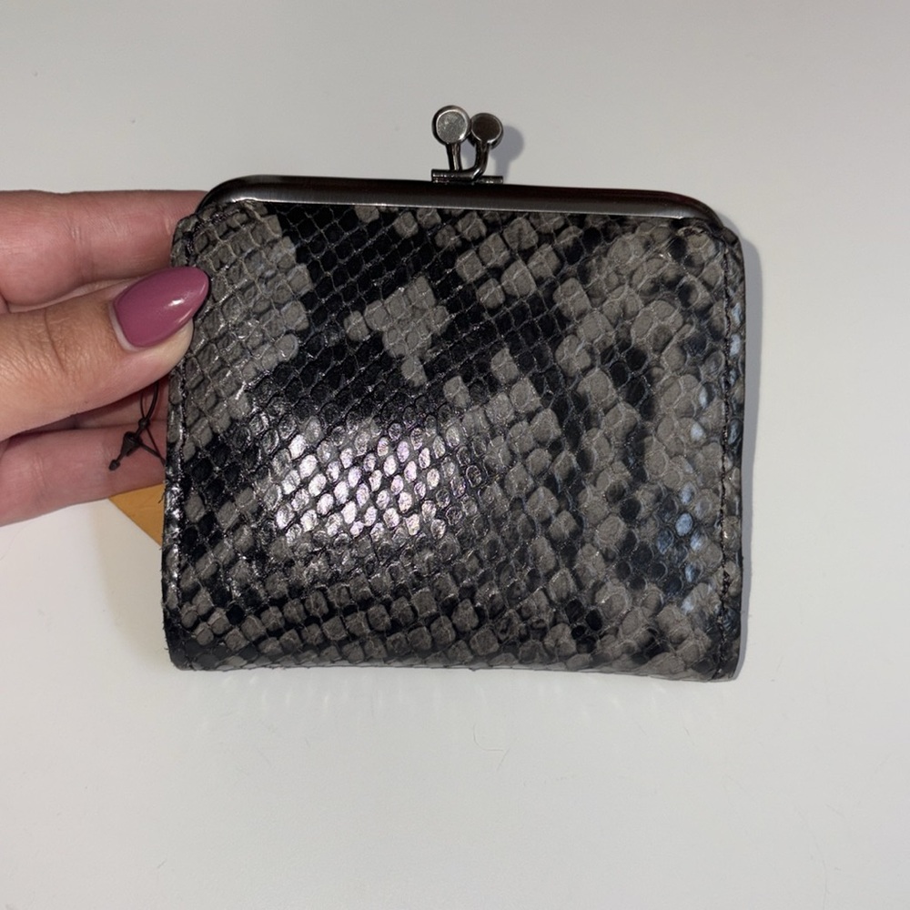 Brand New Patricia Nash Coin Purse - Picture 2 of 4